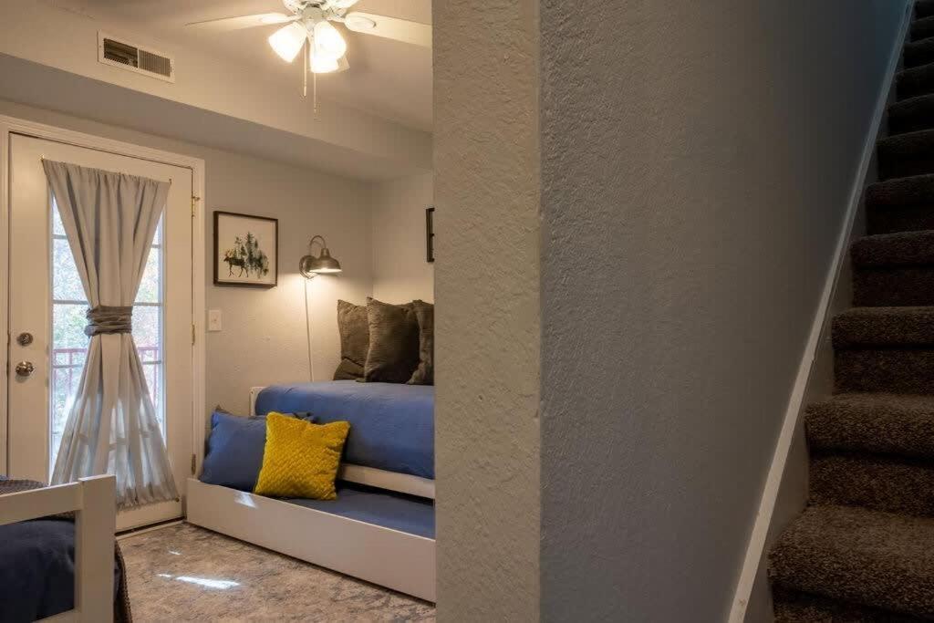גטלינבורג Sasquatch Lodge E Sleeps 13 מראה חיצוני תמונה