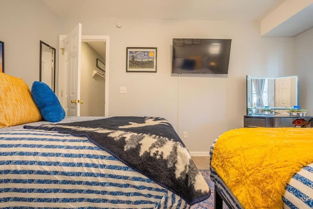 גטלינבורג Sasquatch Lodge E Sleeps 13 מראה חיצוני תמונה